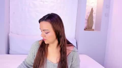 Snapshot of emilyrouss_ chatting on November 24, 2025, 7:13 pm EMILY online show from November 24, 2025, 7:13 pm