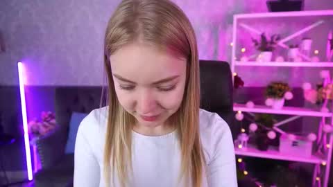  MY NAME IS Emily WELCOME EVERYONE I WILL BE HAPPY TO GIVE YOU WHAT YOU HAVE DREAMED OF FOR SO LONG online show from October 2, 2025, 7:04 am