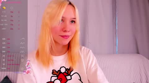 Snapshot of emilytrase chatting on February 22, 2026, 1:18 am Betty online show from February 22, 2026, 1:18 am