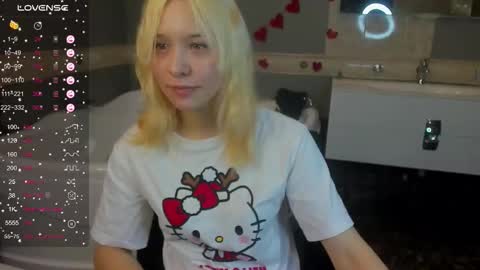 Snapshot of emilytrase chatting on March 5, 2026, 1:56 am Betty online show from March 5, 2026, 1:56 am