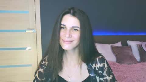 Emily online show from February 5, 2025, 4:27 am