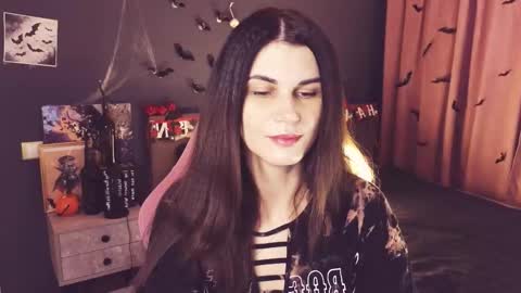 Emily online show from October 30, 2025, 2:13 am