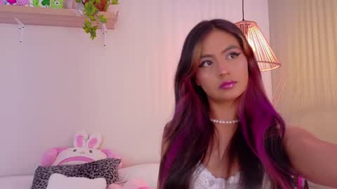 Emily Bank online show from April 20, 2026, 7:37 pm