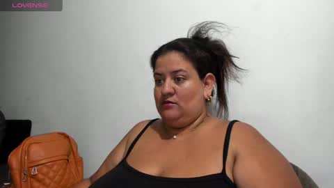 Snapshot of emilyycurvy_ chatting on May 31, 2026, 11:17 pm Jhoanna online show from May 31, 2026, 11:17 pm