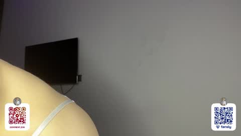 Snapshot of eminent_eva chatting on February 8, 2025, 11:02 pm Eminent Eva online show from February 8, 2025, 11:02 pm