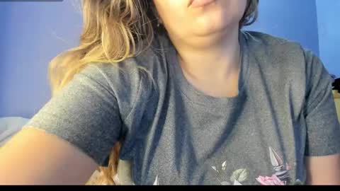 emira199 online show from November 2, 2025, 3:53 am