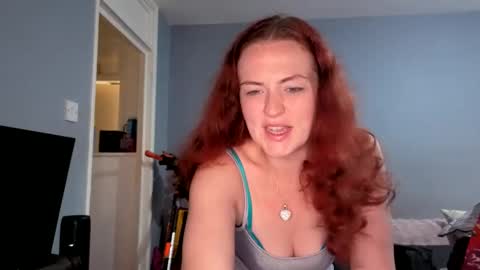 emliyjamesmjb online show from September 17, 2025, 9:33 am