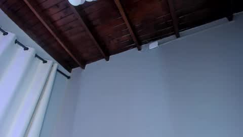 emma__hills_ online show from September 9, 2025, 9:14 pm