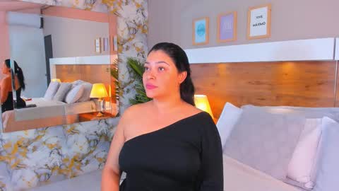 Emma  online show from January 14, 2026, 11:16 am