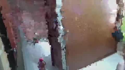 Emma online show from April 16, 2026, 9:04 pm