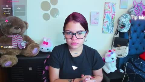 emma_boo_ online show from February 10, 2026, 3:49 pm