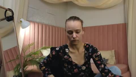 emma_chaser online show from April 21, 2026, 2:51 am