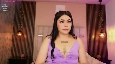 emma_clair online show from March 17, 2026, 2:53 pm