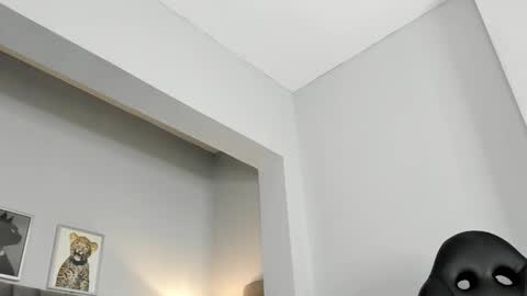 Emma online show from February 5, 2026, 8:24 pm