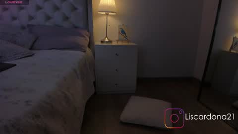 Snapshot of emma_dee chatting on June 11, 2026, 12:32 am emma_dee online show from June 11, 2026, 12:32 am