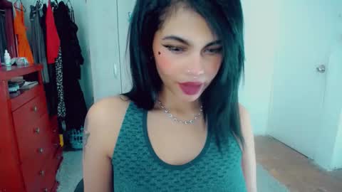 emma online show from October 24, 2025, 1:13 am