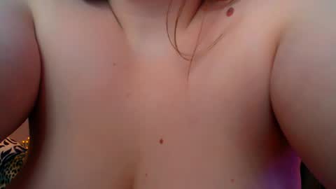 Snapshot of emma_dorn chatting on December 14, 2024, 11:39 am Eva online show from December 14, 2024, 11:39 am
