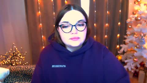 Snapshot of emma_dorn chatting on December 15, 2024, 8:30 am Eva online show from December 15, 2024, 8:30 am