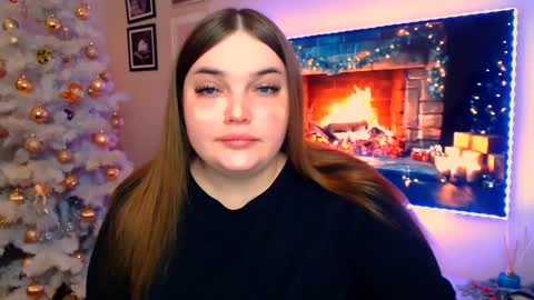 Snapshot of emma_dorn chatting on December 23, 2024, 12:08 pm Eva online show from December 23, 2024, 12:08 pm