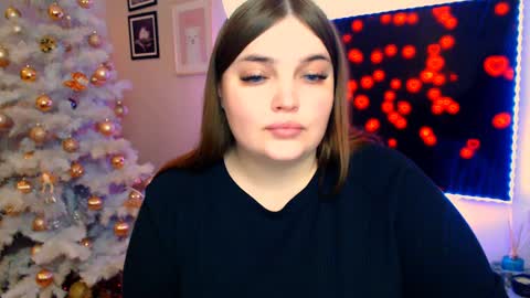 Snapshot of emma_dorn chatting on December 23, 2024, 3:12 pm Eva online show from December 23, 2024, 3:12 pm