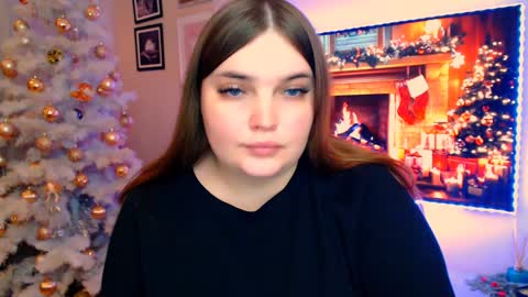 Snapshot of emma_dorn chatting on December 23, 2024, 6:16 pm Eva online show from December 23, 2024, 6:16 pm