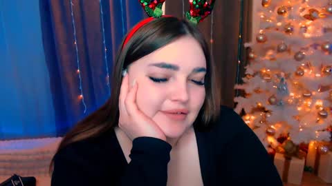 Snapshot of emma_dorn chatting on December 25, 2024, 9:34 am Eva online show from December 25, 2024, 9:34 am