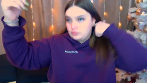 Snapshot of emma_dorn chatting on January 6, 2025, 7:20 am Eva online show from January 6, 2025, 7:20 am