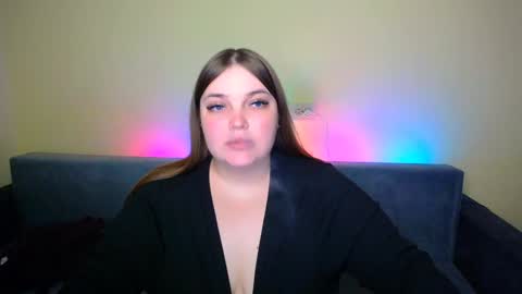 Snapshot of emma_dorn chatting on February 7, 2025, 5:18 pm Eva online show from February 7, 2025, 5:18 pm