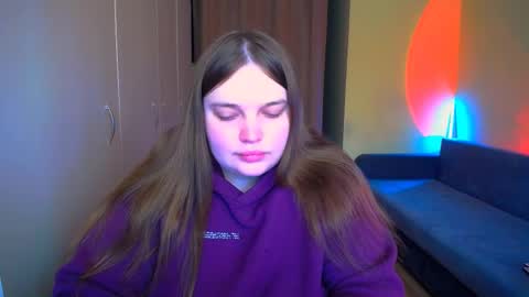 Snapshot of emma_dorn chatting on October 7, 2025, 9:06 am Eva online show from October 7, 2025, 9:06 am