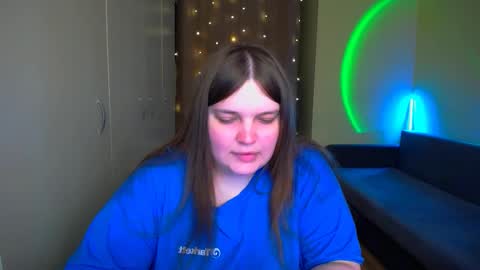 Snapshot of emma_dorn chatting on October 23, 2025, 8:35 am Eva online show from October 23, 2025, 8:35 am