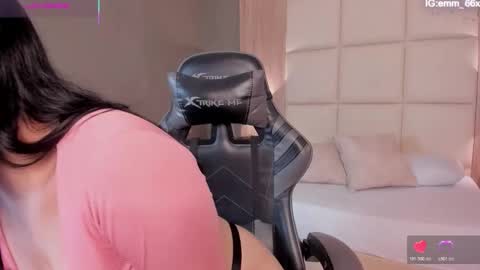 E M M A online show from December 21, 2025, 2:30 am