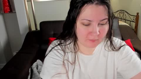 Emma online show from December 25, 2024, 5:05 pm