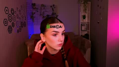Snapshot of emma_hazell chatting on April 25, 2026, 9:12 am Emma online show from April 25, 2026, 9:12 am