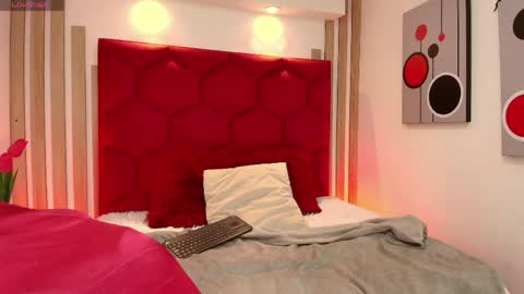 Emma 3 online show from April 17, 2026, 1:03 pm