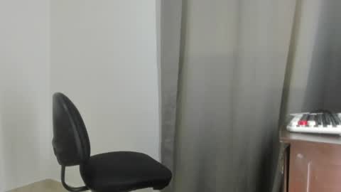 Snapshot of emma_lean chatting on July 24, 2026, 11:03 pm whises lits online show from July 24, 2026, 11:03 pm