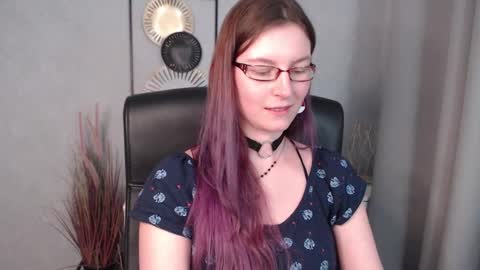 emma online show from December 16, 2024, 12:38 pm