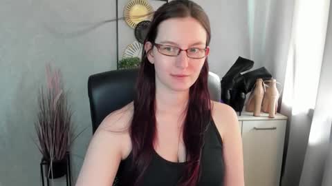 emma online show from June 3, 2026, 2:33 pm