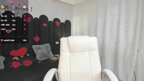 Emma  online show from February 11, 2025, 3:18 pm