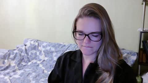 emma_misty_ online show from October 23, 2025, 5:33 pm