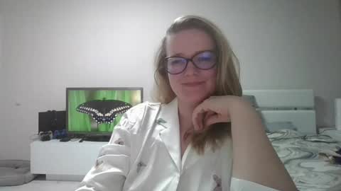 emma_misty_ online show from April 13, 2026, 8:25 pm