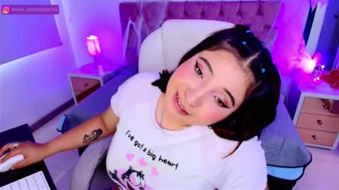 Snapshot of emma_monserratt chatting on October 15, 2025, 7:47 pm Emma Monserratt online show from October 15, 2025, 7:47 pm