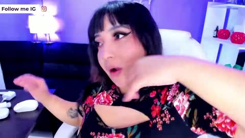 Emma Monserratt online show from April 14, 2026, 10:54 am