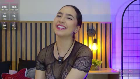  Emma morales  online show from February 17, 2026, 1:29 pm