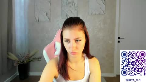 Snapshot of emma_myer chatting on May 12, 2026, 2:08 am Emma Myer online show from May 12, 2026, 2:08 am