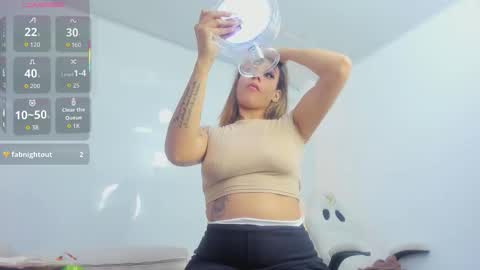 emma pastori online show from December 1, 2025, 11:37 am