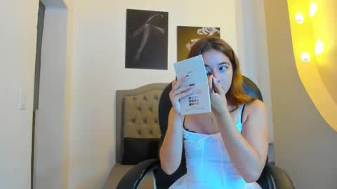 emma online show from September 18, 2025, 3:30 am