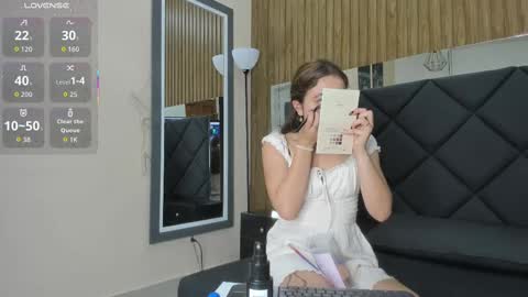 emma online show from September 20, 2025, 3:40 am