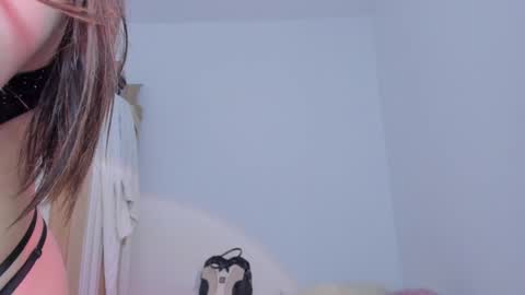 Emma   online show from December 2, 2024, 11:34 am