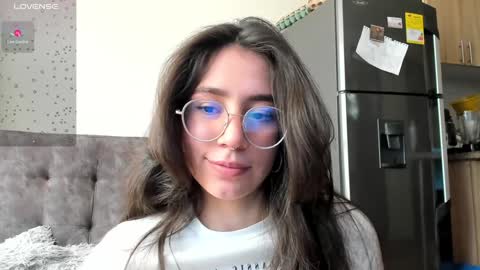 Snapshot of emma_sandovaal chatting on December 12, 2024, 6:21 pm Emma online show from December 12, 2024, 6:21 pm