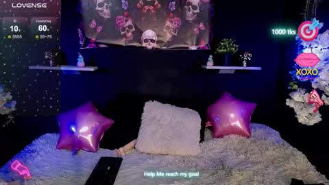 Snapshot of emma_sweethot chatting on January 7, 2026, 4:42 pm Emma Black online show from January 7, 2026, 4:42 pm